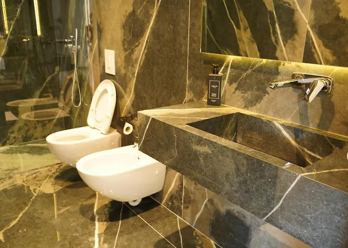 Arka Art Theatre Atelier ホテル ティラナ