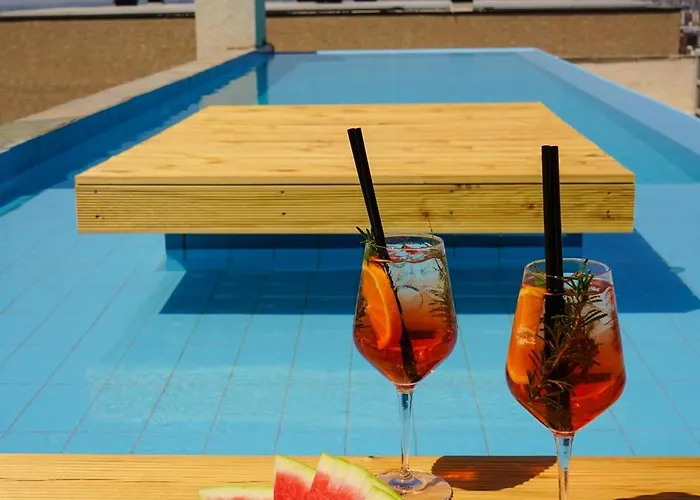 ホテル Arka Art Theatre Atelier 5*