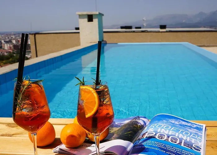 ホテル Arka Art Theatre Atelier 5*